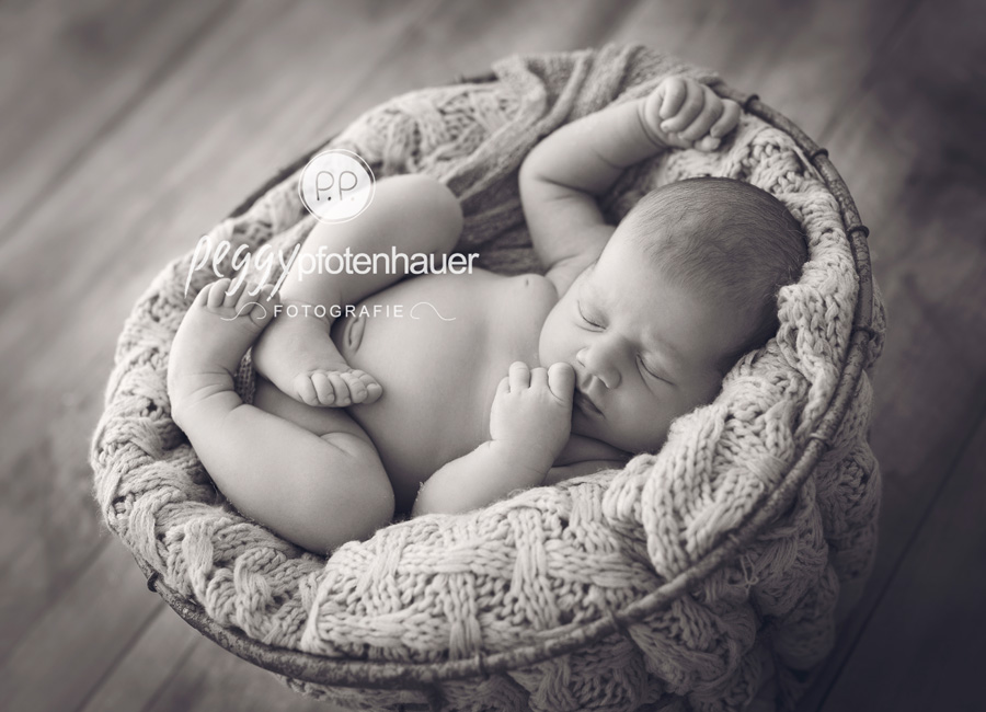 zauberhafte Neugeborenbilder Bamberg, Babyfotograf Bamberg