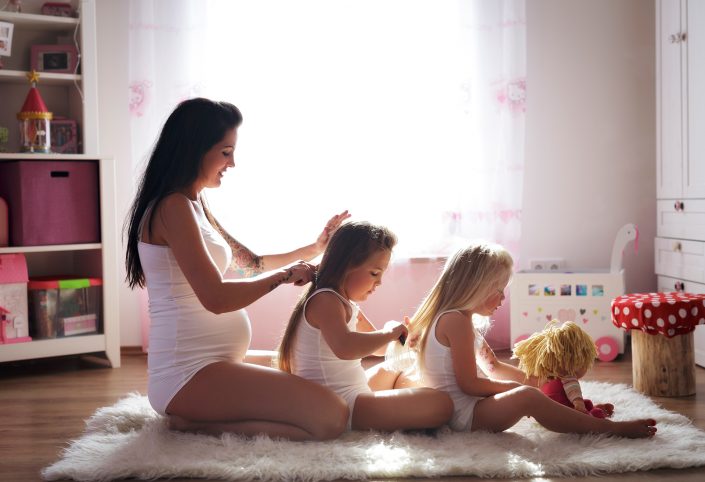Babybauch Homestory Bamberg, Bellyfotos Würzburg Babybauchfotografie im eigenen Zuhause