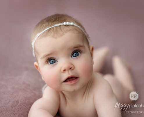 Babyfotos im Fotostudio