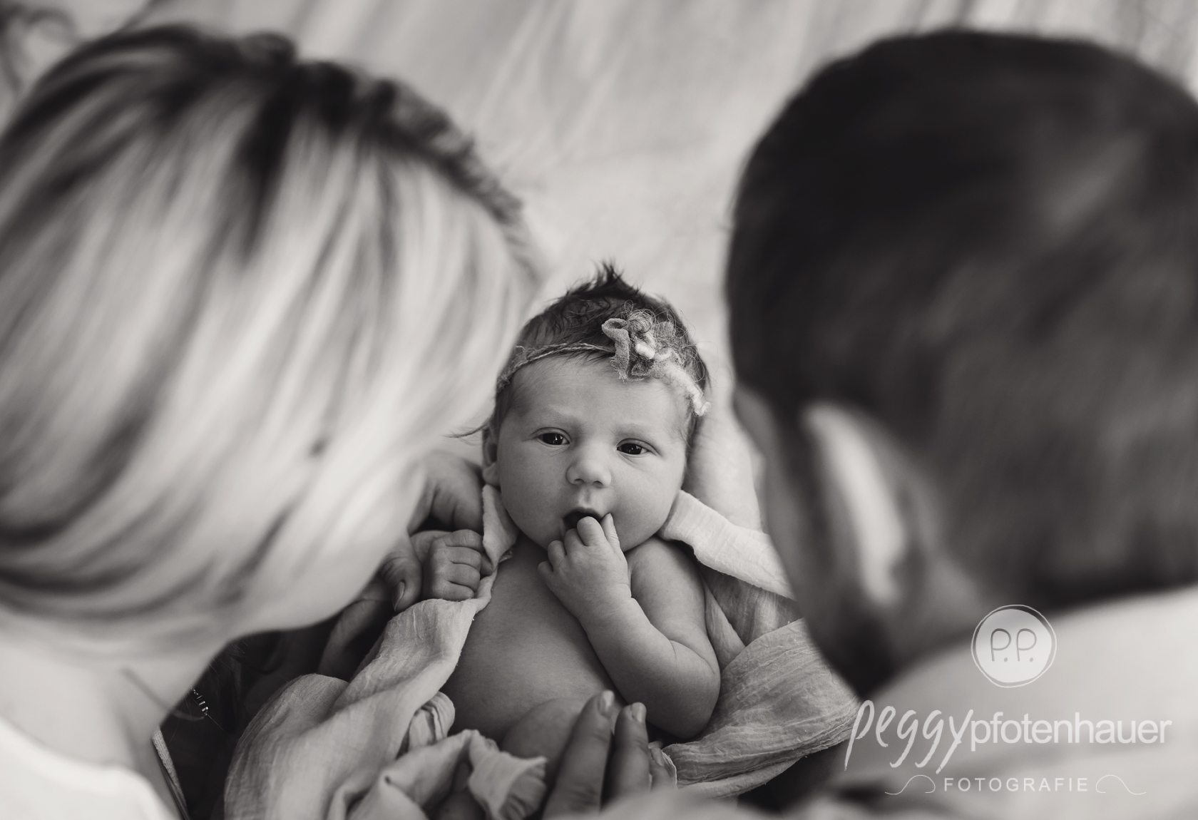 Familienfotos mit Newborn