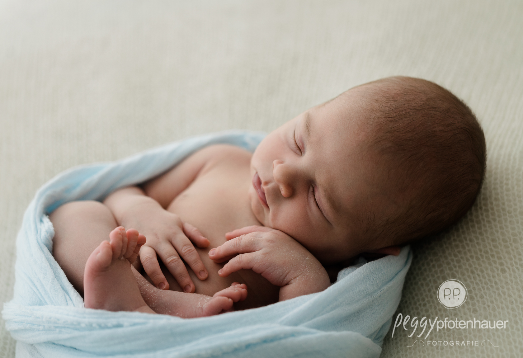 authentische Neugeborenenfotos