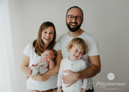 Newbornfotos mit Familie