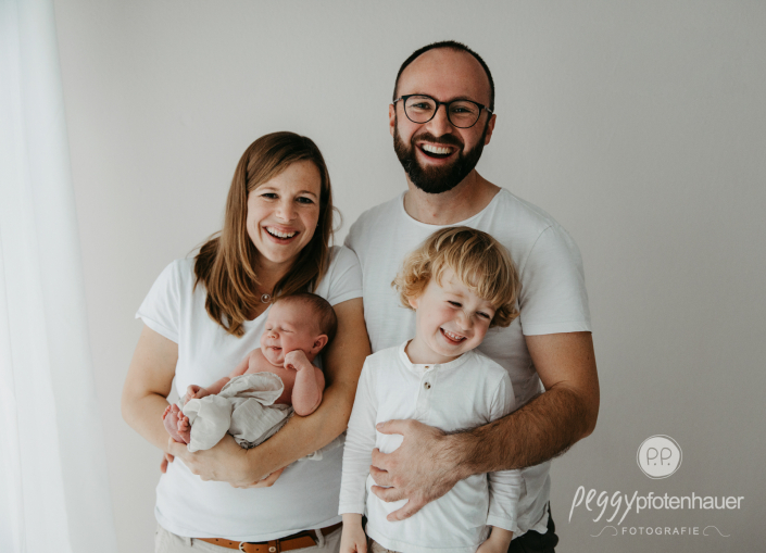 Newbornfotos mit Familie