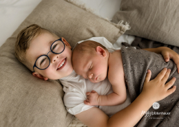 Geschwisterfotos mit Baby