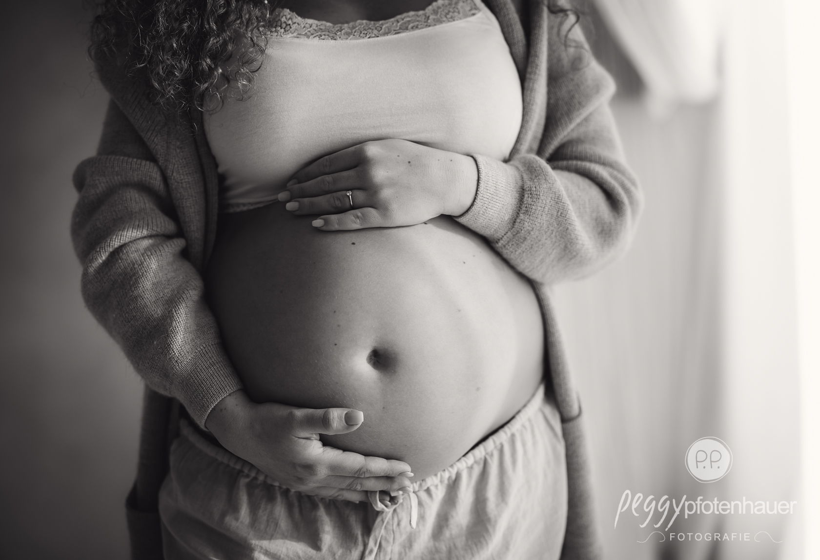 moderne Schwangerschaftsfotografie