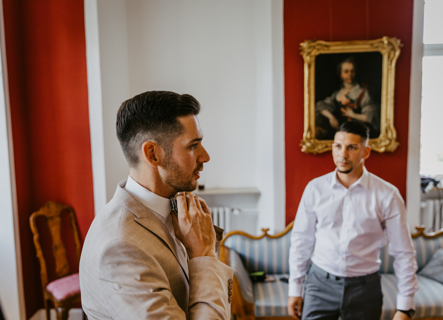 Ankleiden Hochzeit Erlangen Hochzeitsfotografie Erlangen