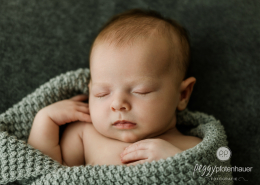 Newborn im Fotostudio Peggy Pfotenhauer Fotografie